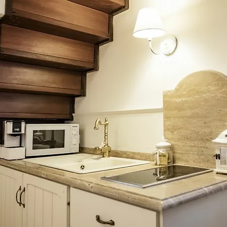 Accademia Al Colle Apartment *
